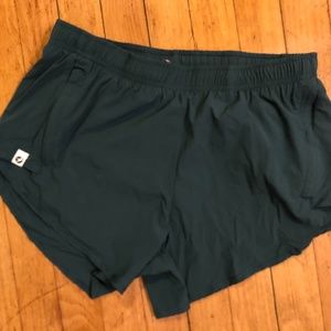 Oiselle Flyout Short
